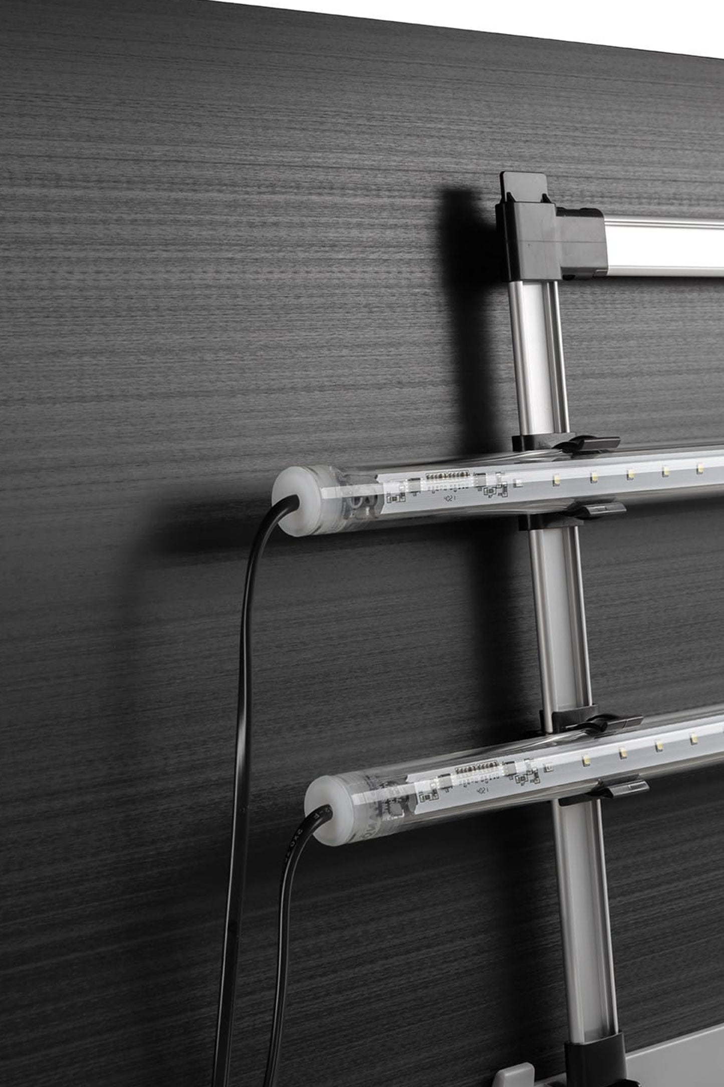 Acuario Optiset 240 litros con mueble Negro