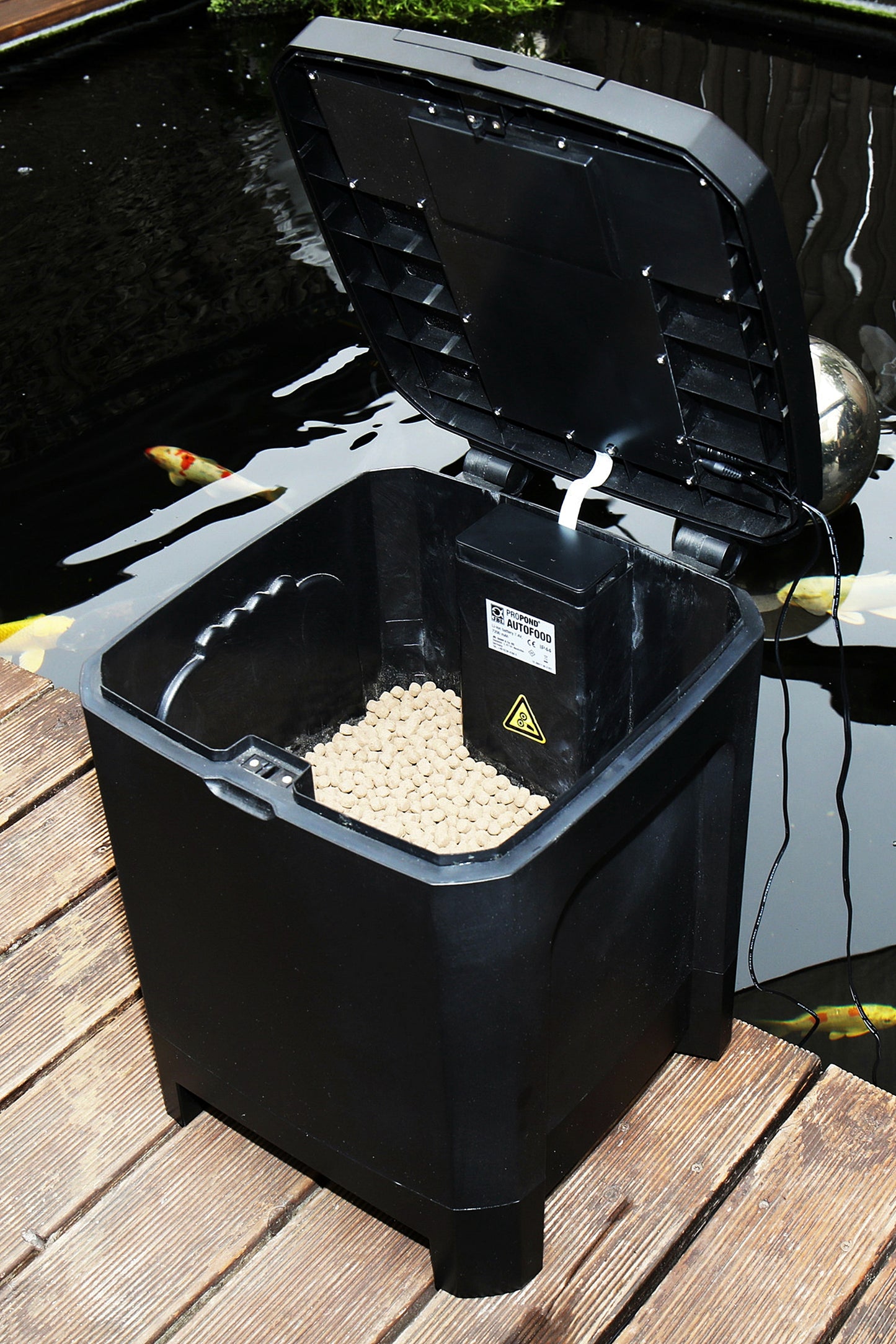 JBL - ProPond AutoFood - Alimentador automático para peces de estanque