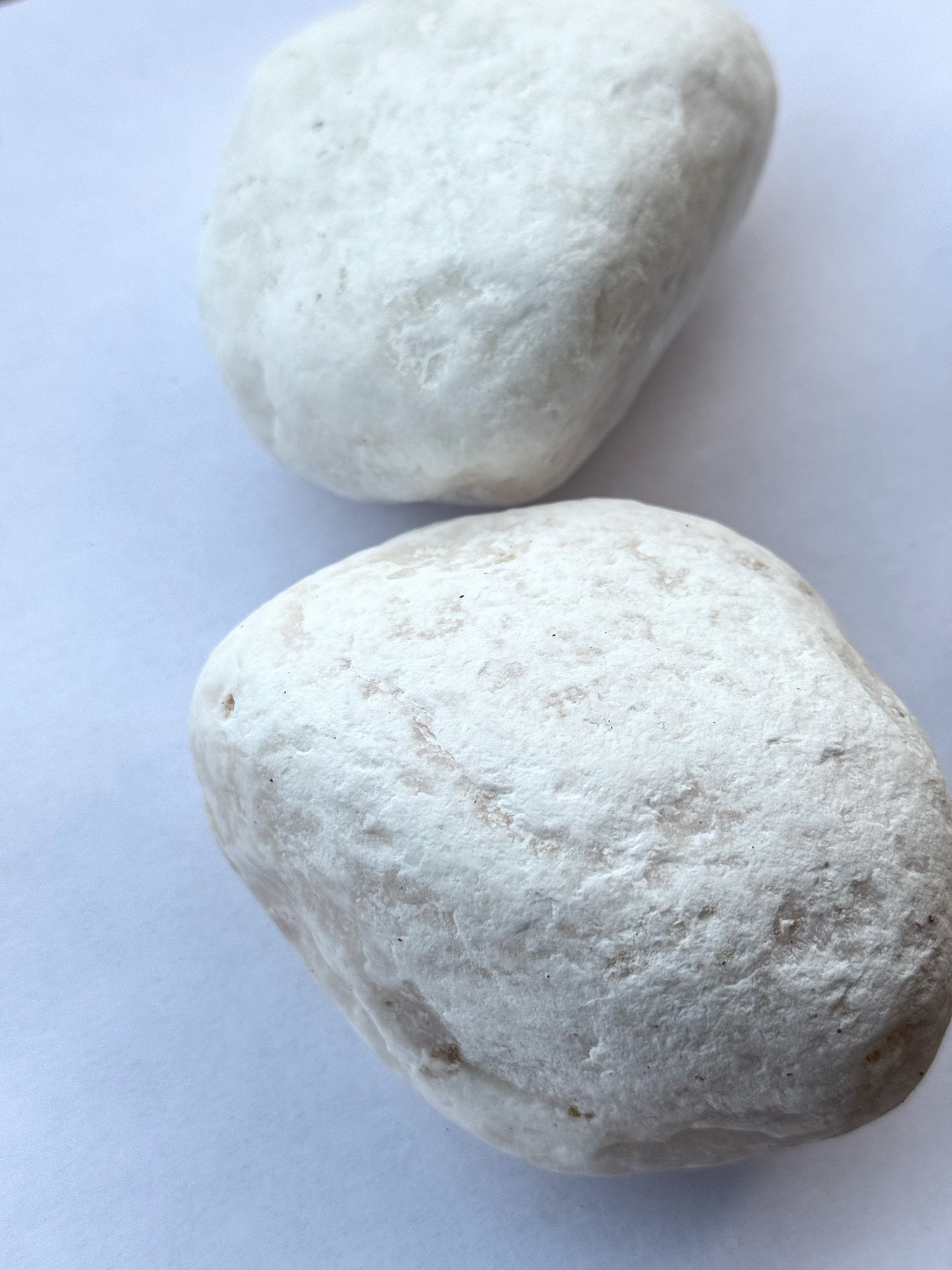 BONSAQUA - Snow White Pebbles 1 kg. (5-10 Cm.)